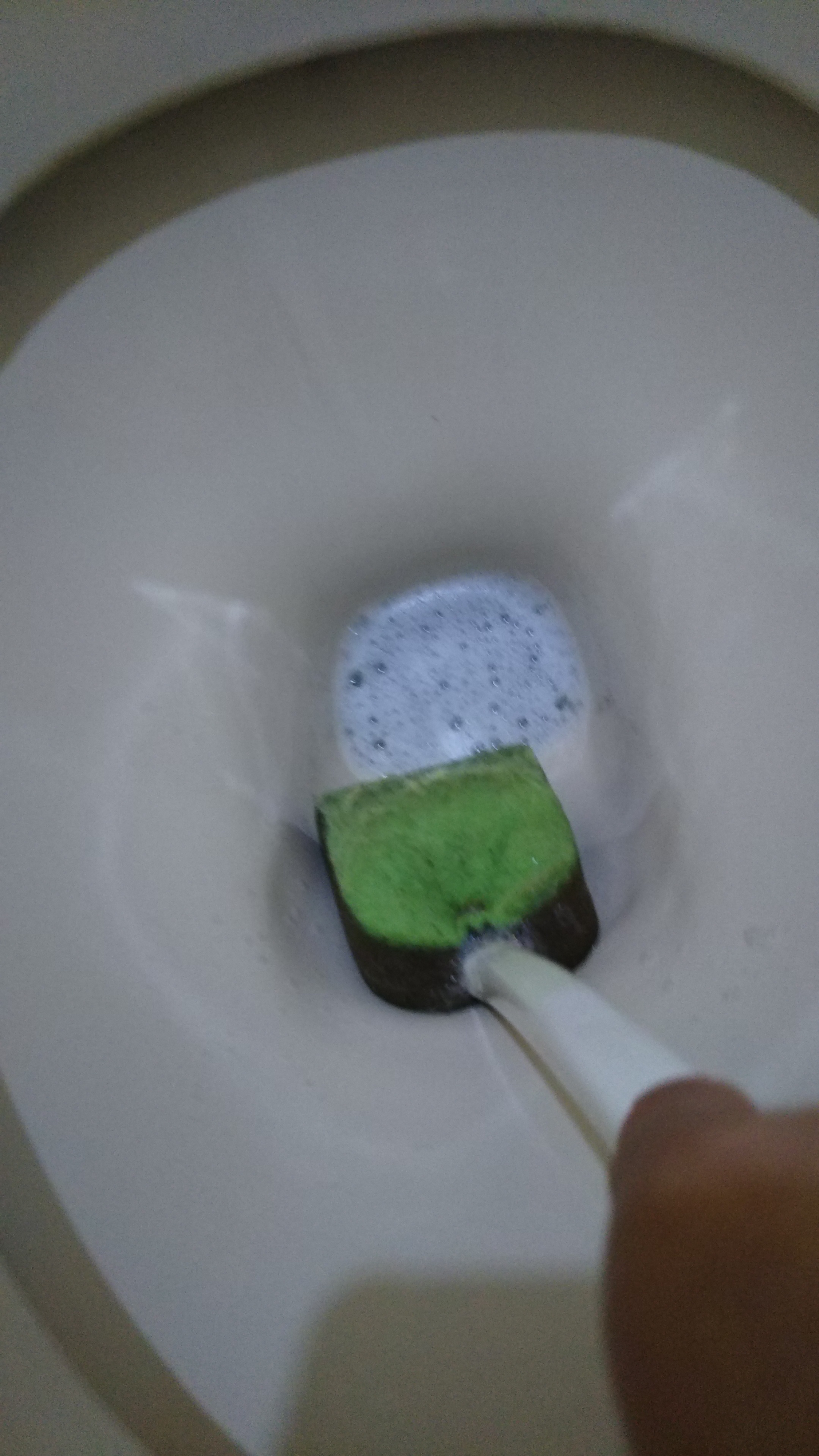 トイレ サボったリング 磨くの家事代行サービス 神奈川・東京の家事代行はアールメイド