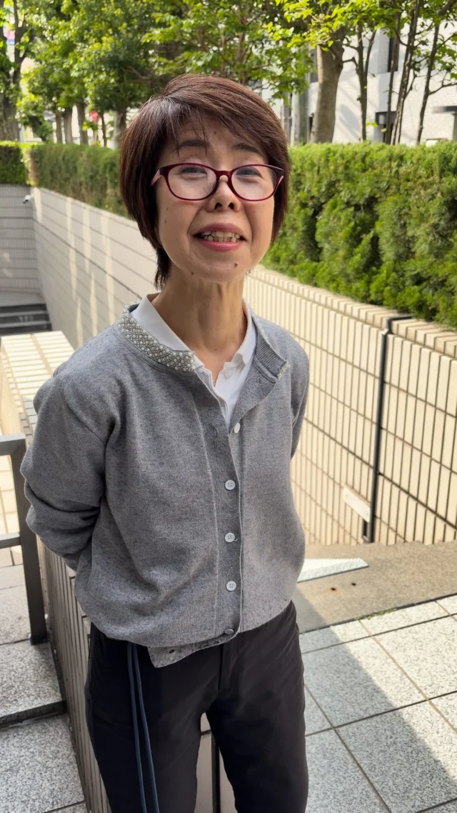 @r_maid.happy 
ただ掃除をするだけではなく
その人の暮らしに合った整え方を。

お客様によって
求めているものはそれぞれ違います。

だからこそ、目の前の方に合わせて
少しでも生活が楽になるように。

片付けの提案や、仕分けも一緒に。
一方的ではなく、必ず確認しながら進めています。

空間だけでなく気持ちも
軽くなるような時間をつくれたら。

そんな想いで
日々向き合っています。

アールメイド お掃除歴15年
狸塚 美紀

#家事代行アールメイド 
#家事代行サービスのある生活 
#家事代行サービス 
#家事のプロ 
#スタッフ紹介シリーズ